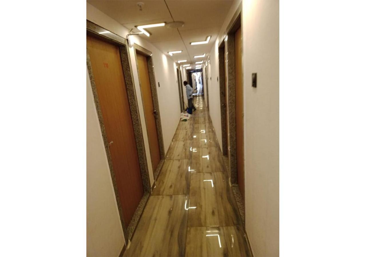 Shree Murlidhar Guest House Surate Extérieur photo