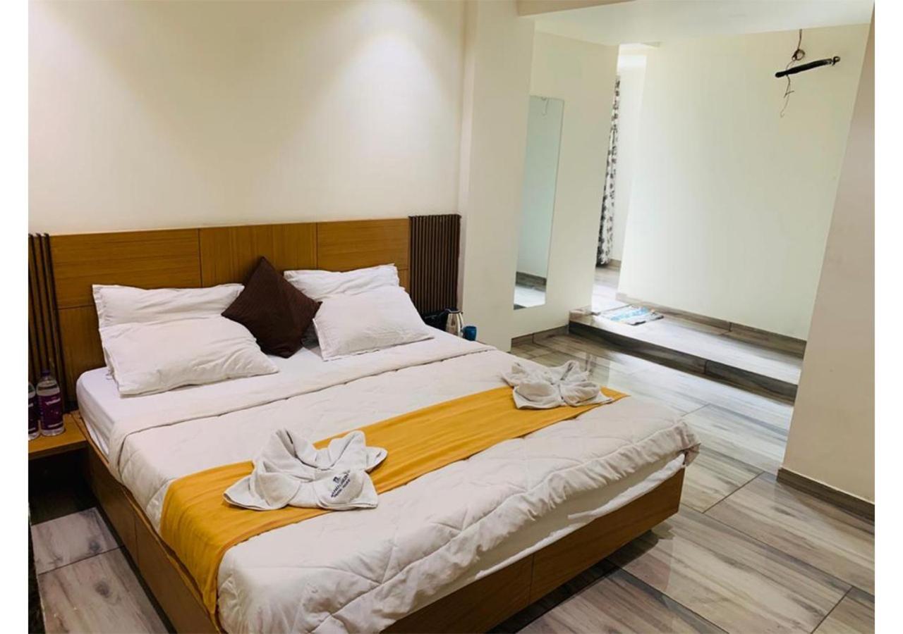 Shree Murlidhar Guest House Surate Extérieur photo